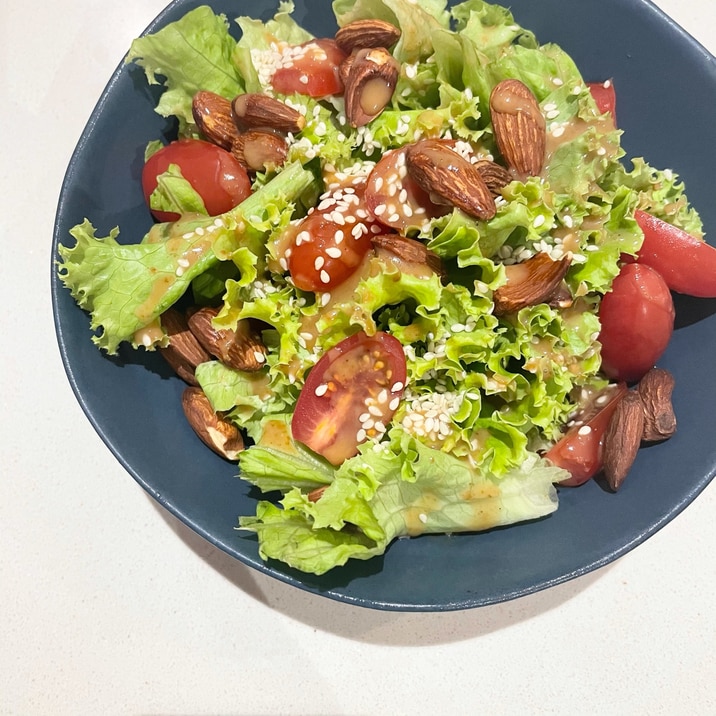 簡単*サニーレタスの胡麻ドレッシングサラダ